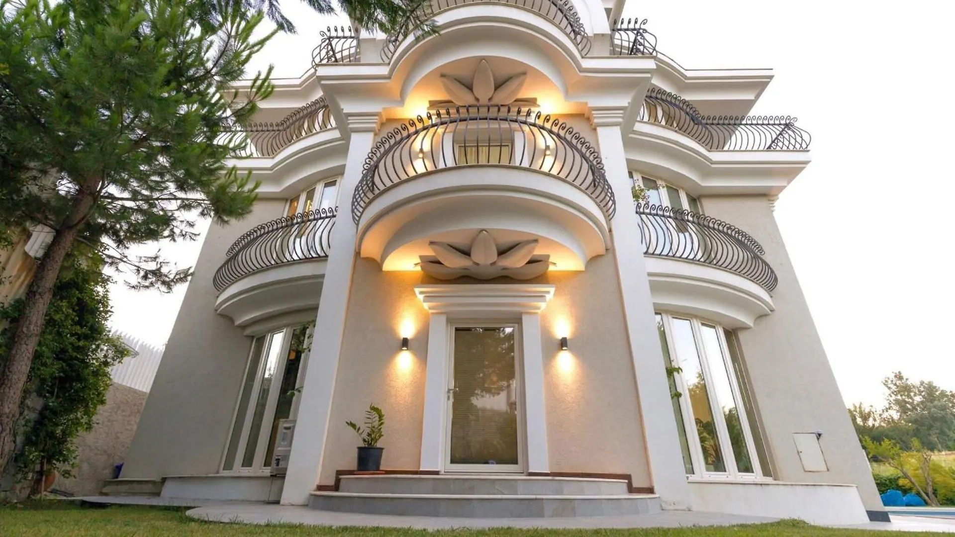 Villa Florence Albania Tirana Albanien